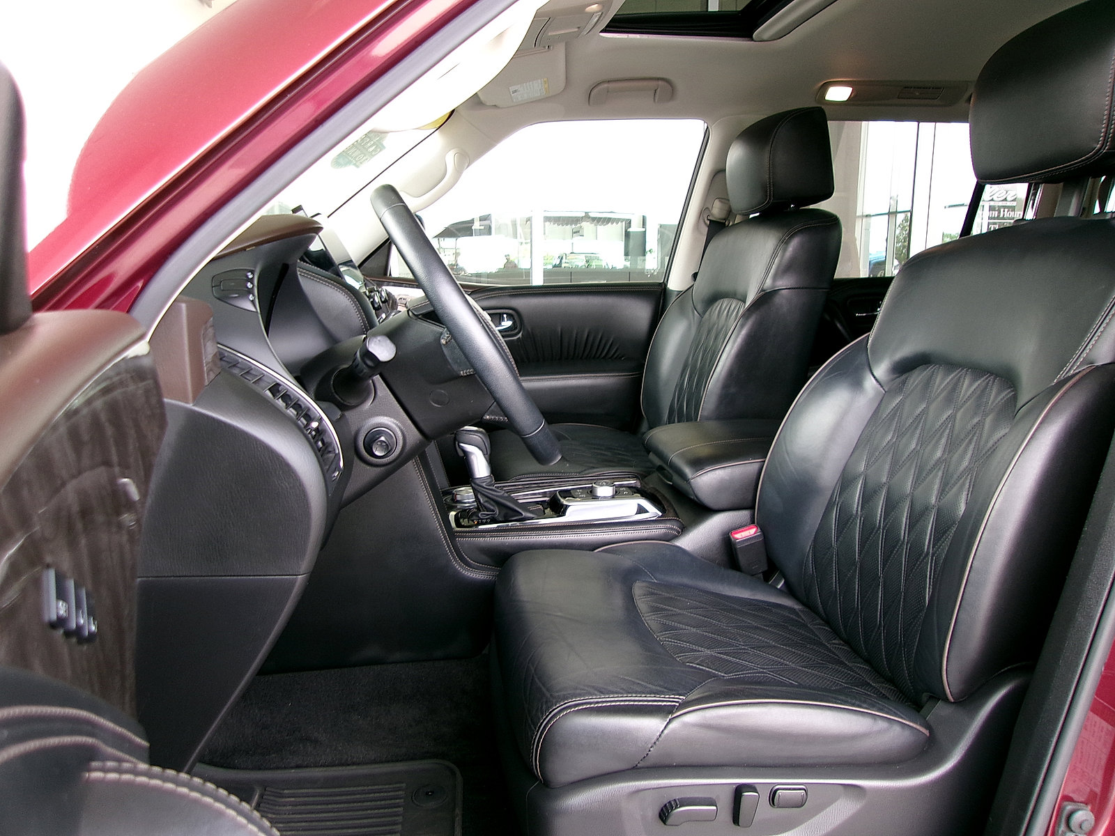 Used 2022 Nissan Armada Platinum w/ Captain's Chairs Package AWD/4WD image 13