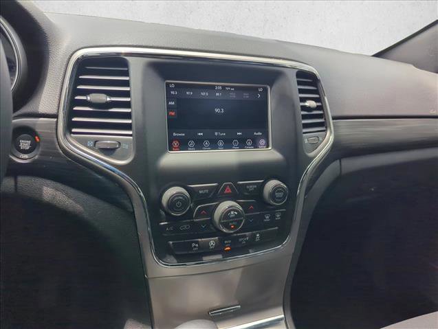 Used 2019 Jeep Grand Cherokee Laredo RWD image 14