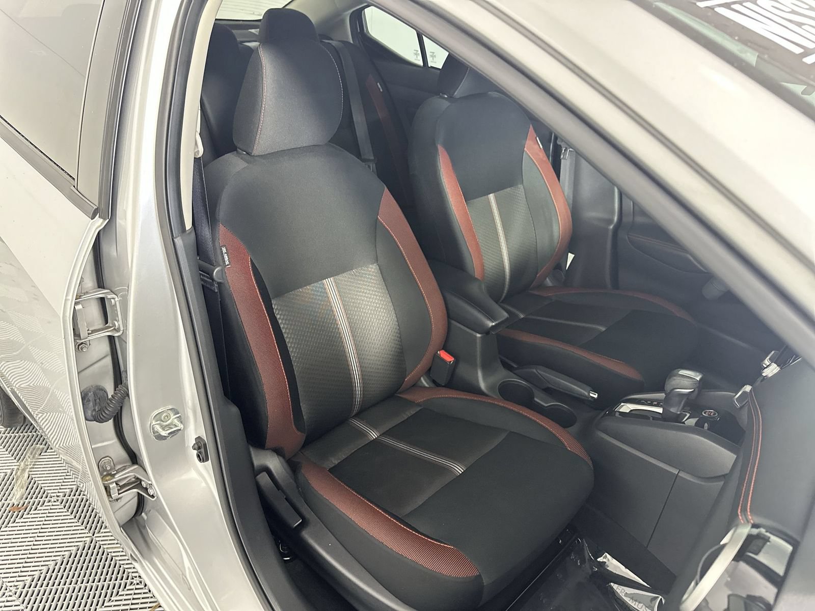 Certified 2024 Nissan Versa SR w/ Trunk Package FWD image 27