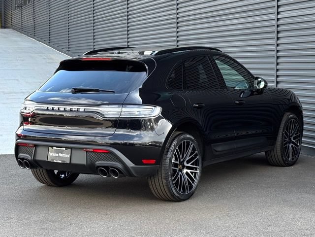 New 2026 Porsche Macan AWD/4WD image 7