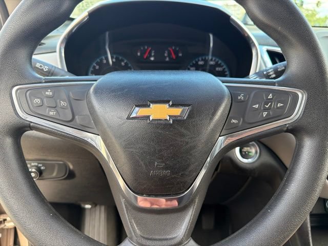 Used 2018 Chevrolet Equinox LS FWD image 22