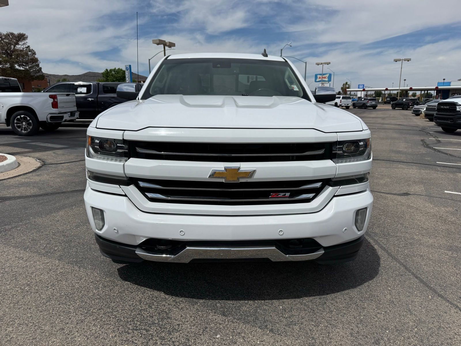 Used 2017 Chevrolet Silverado 1500 LTZ Z71 w/ LTZ Plus Package AWD/4WD image 2