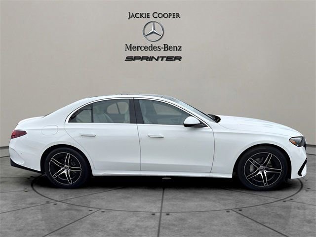 New 2025 Mercedes-Benz E 350 4MATIC Sedan image 6