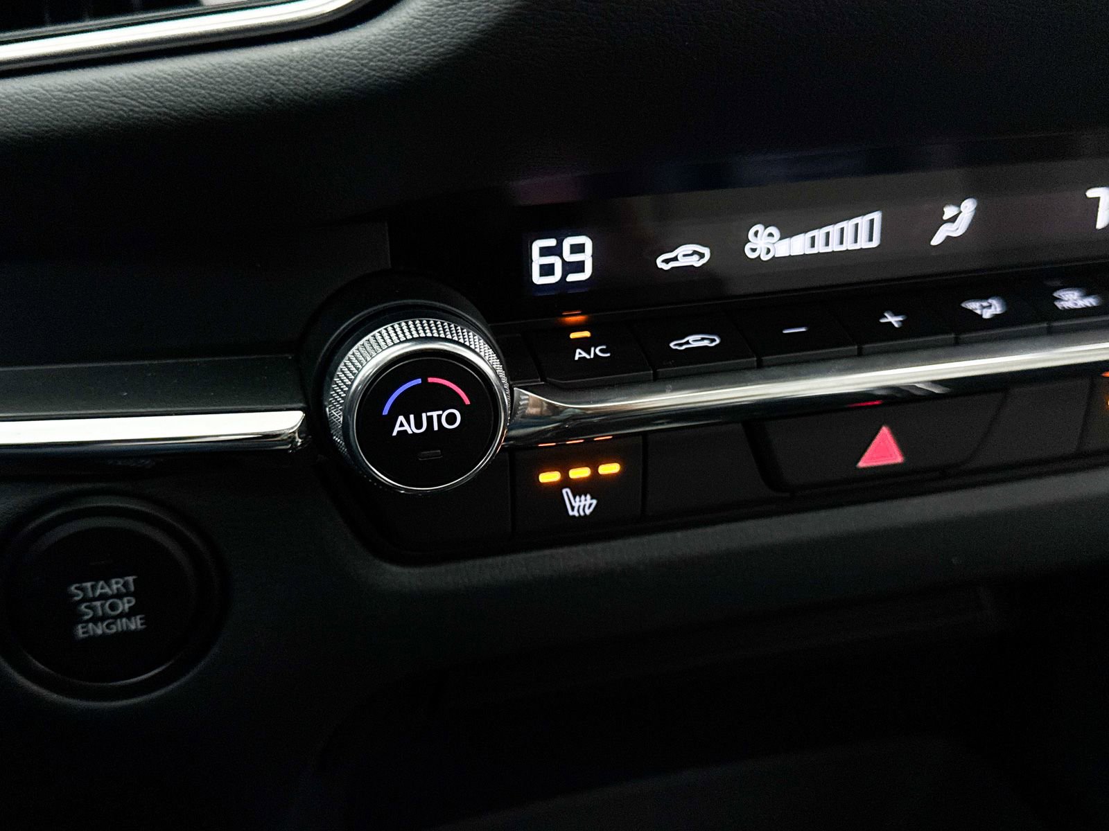 Certified 2025 MAZDA CX-30 AWD 2.5 S w/ Premium Package image 27