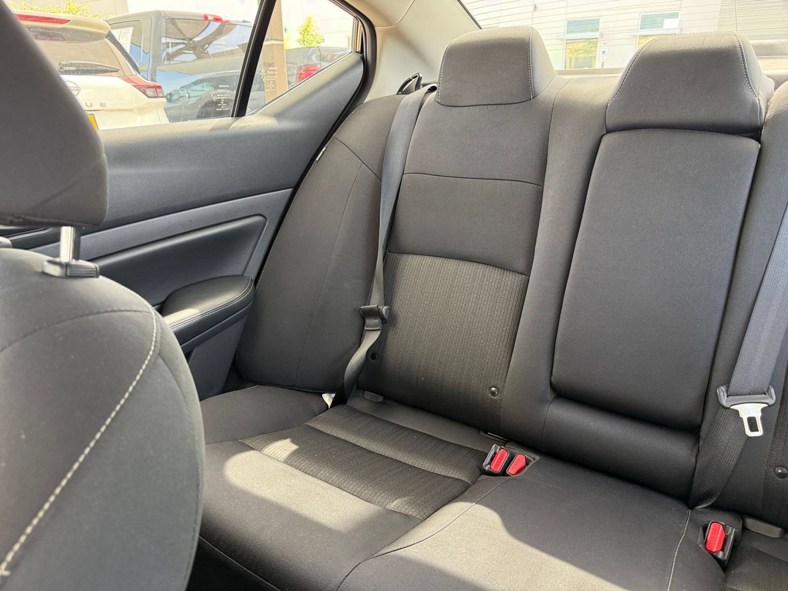 Used 2025 Nissan Altima 2.5 SV FWD image 34