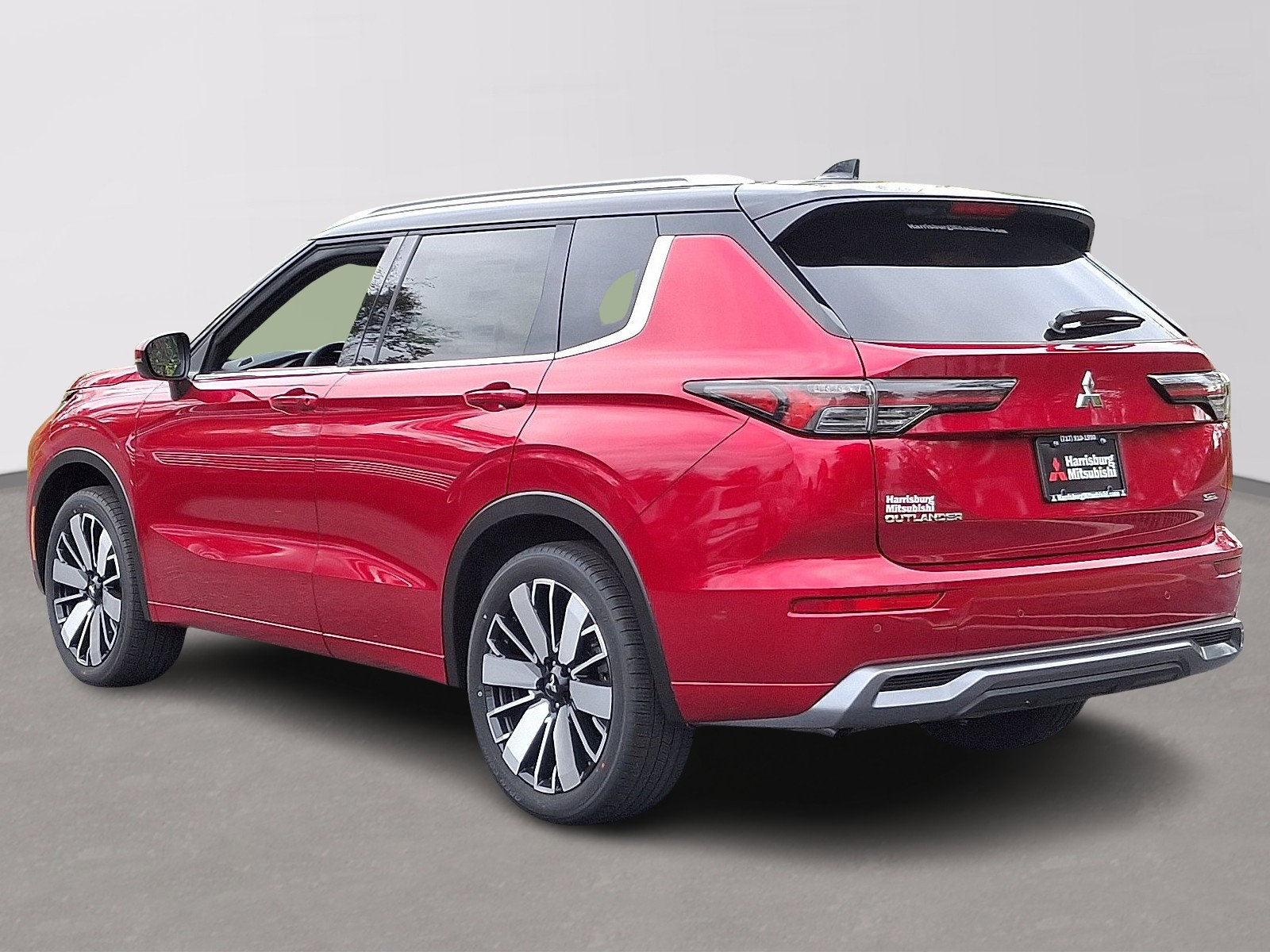 New 2025 Mitsubishi Outlander SEL image 4