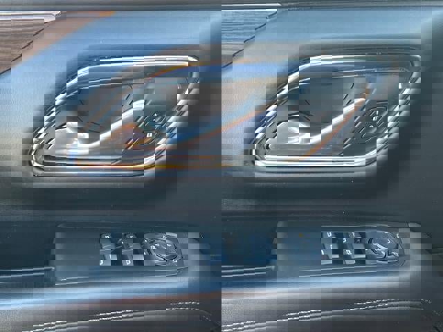 Used 2022 Chevrolet Tahoe LS image 16