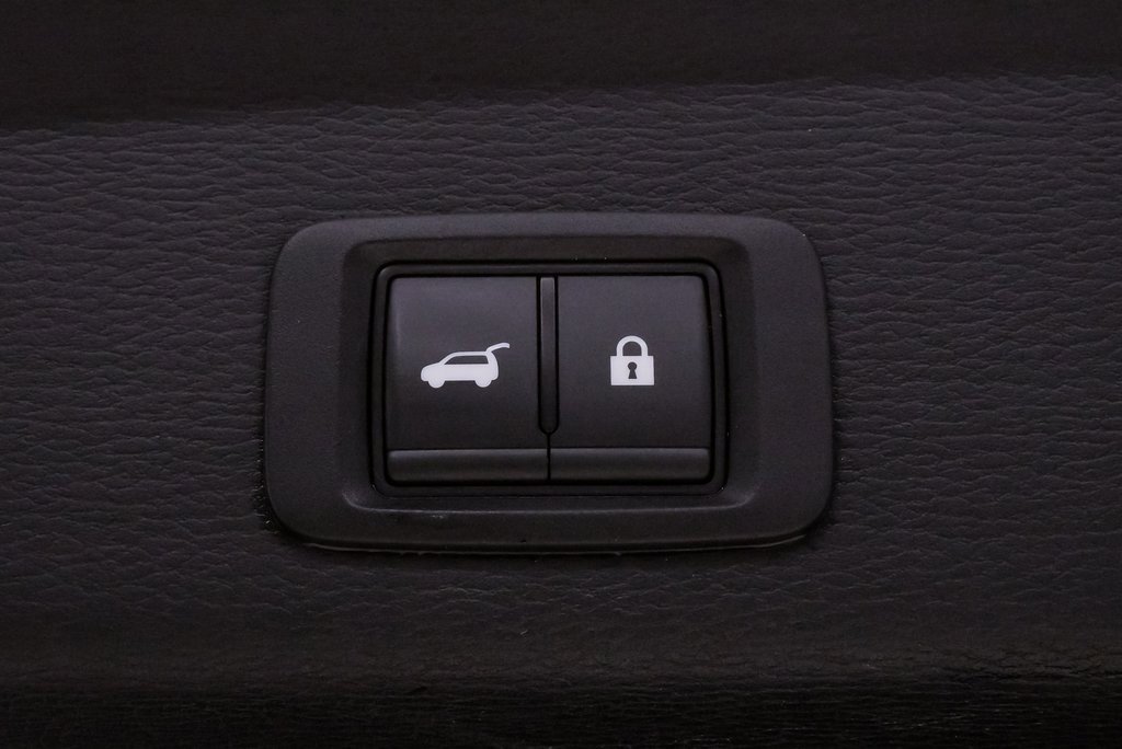 Used 2024 Mitsubishi Outlander SE image 29