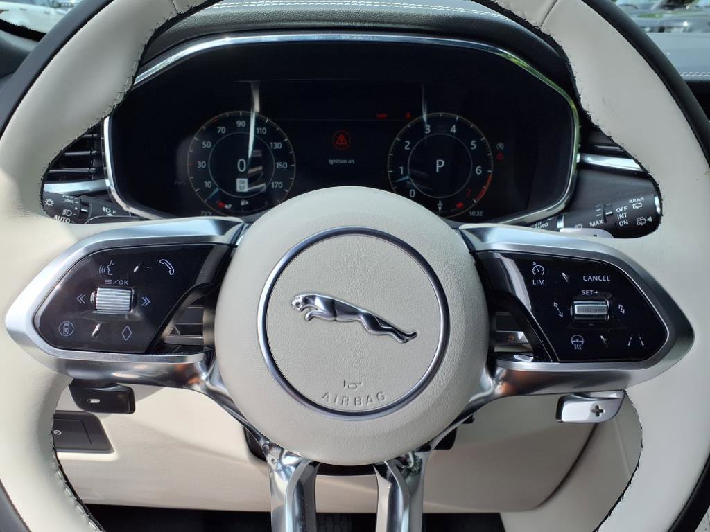 New 2026 Jaguar F-PACE R-Dynamic S image 11