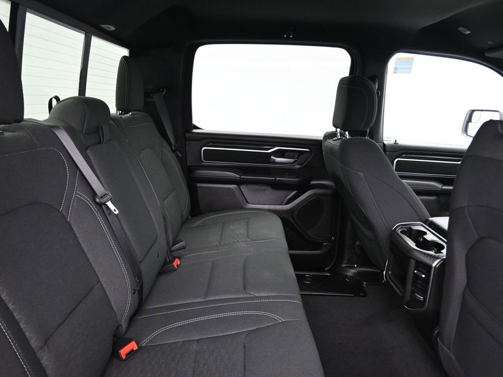 New 2026 RAM 1500 4x4 Crew Cab image 17