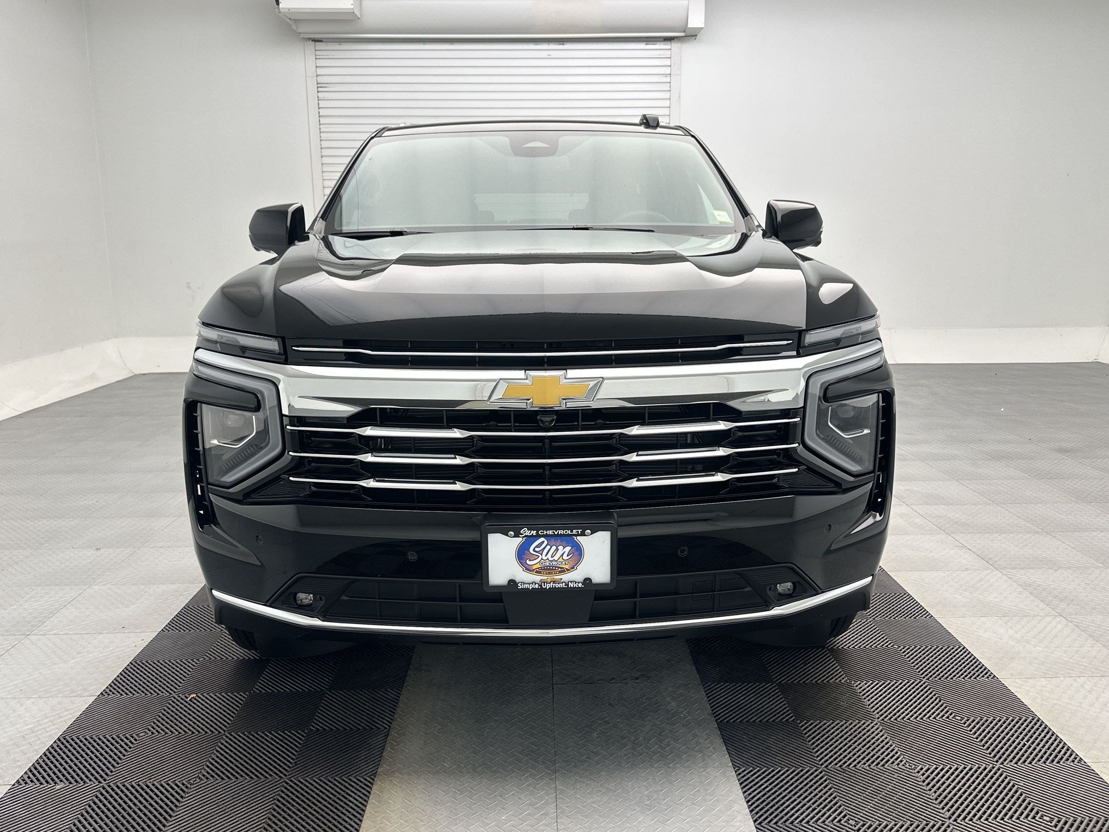 New 2026 Chevrolet Suburban LT w/ Comfort Package AWD/4WD image 6