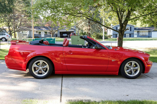 Used 2006 Ford Mustang GT Premium RWD image 9