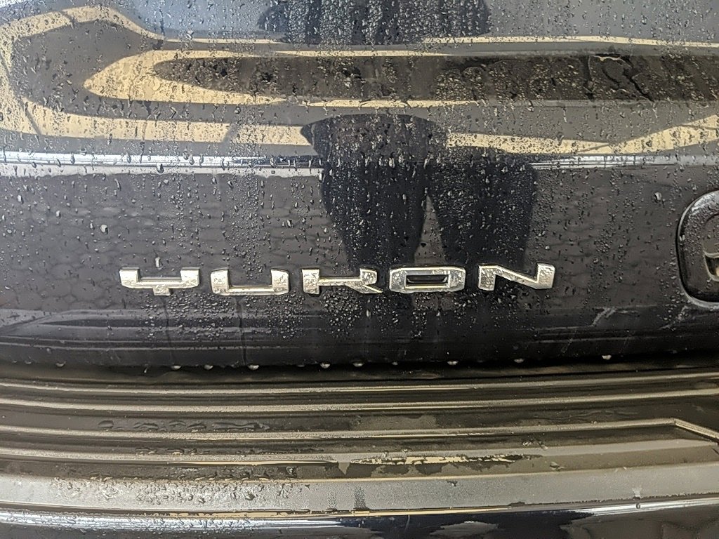 Used 2021 GMC Yukon Denali w/ Denali Premium Package image 7