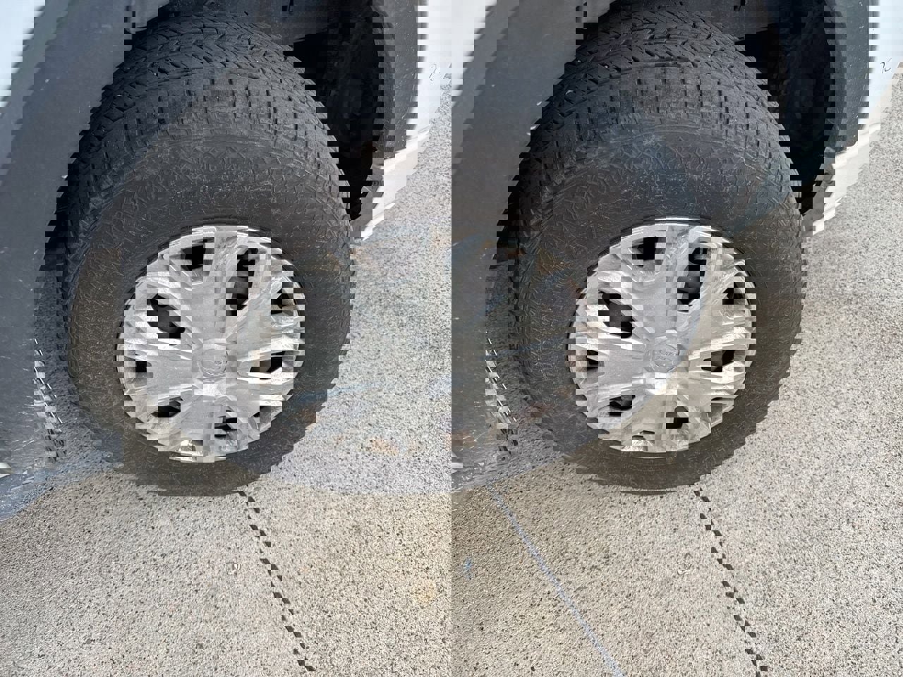 Used 2023 Ford Transit 350 XLT RWD image 15