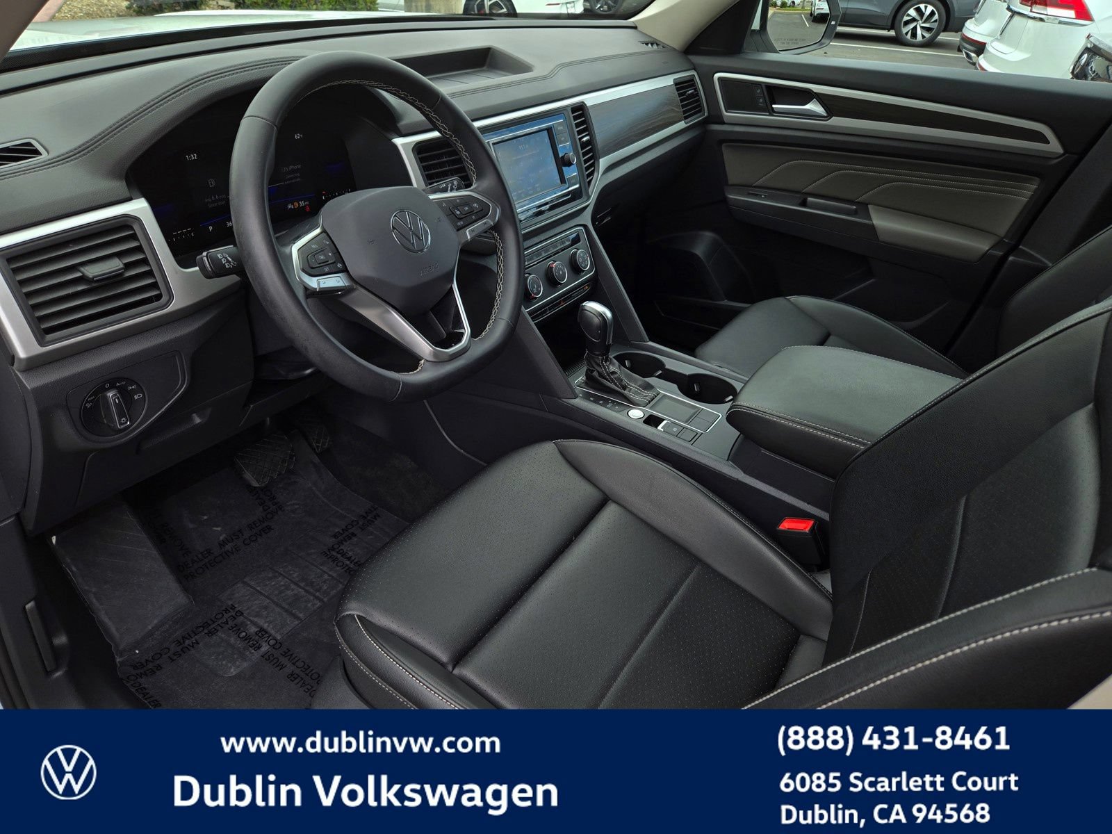 Certified 2023 Volkswagen Atlas SE FWD image 9