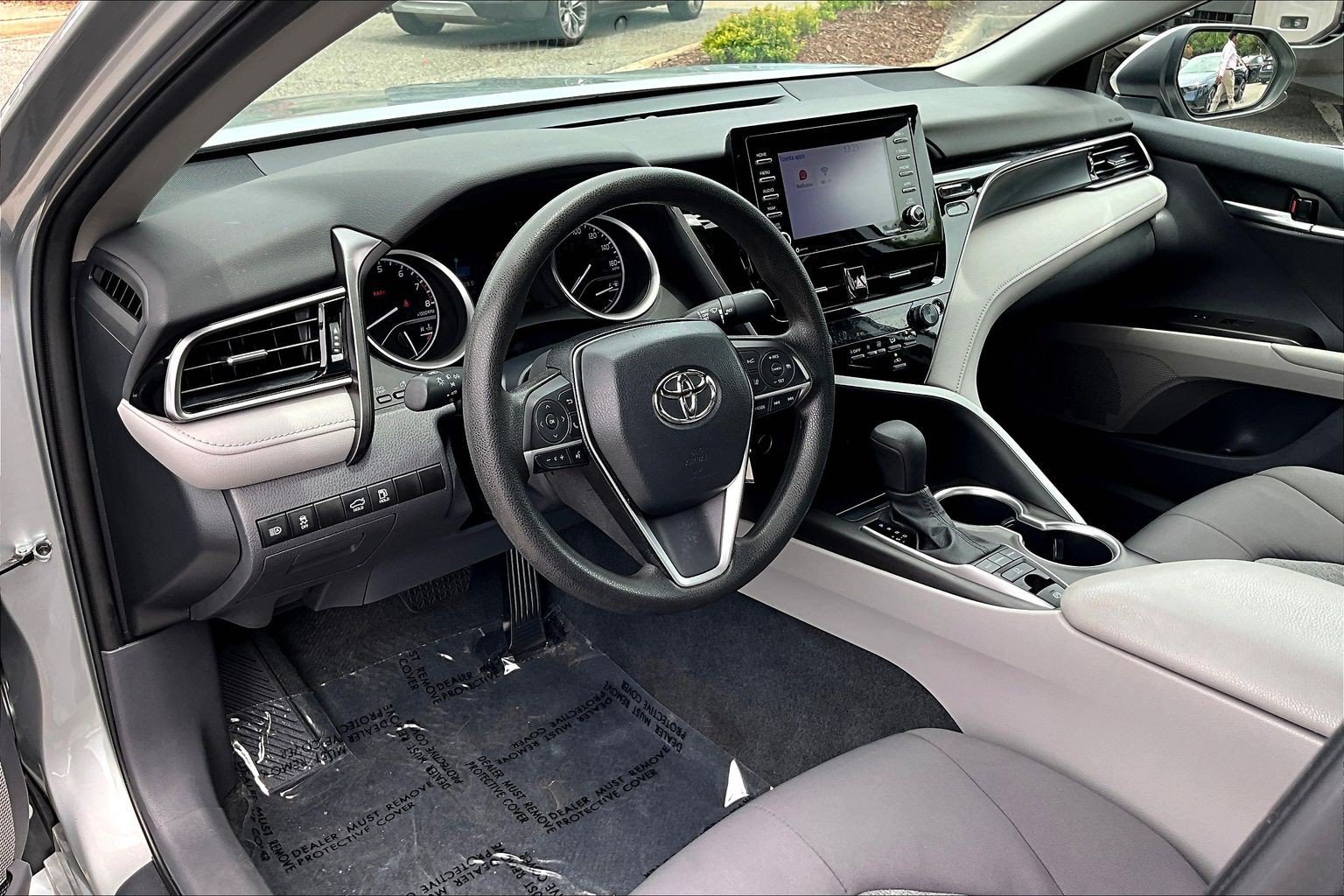 Used 2023 Toyota Camry LE AWD/4WD image 13