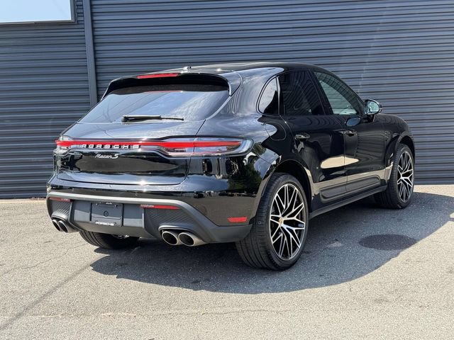 Certified 2023 Porsche Macan S AWD/4WD image 9