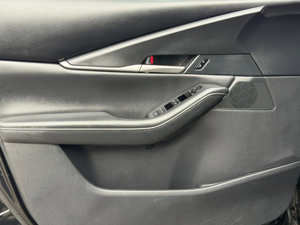 Used 2021 MAZDA CX-30 AWD 2.5 S w/ Select Package image 21