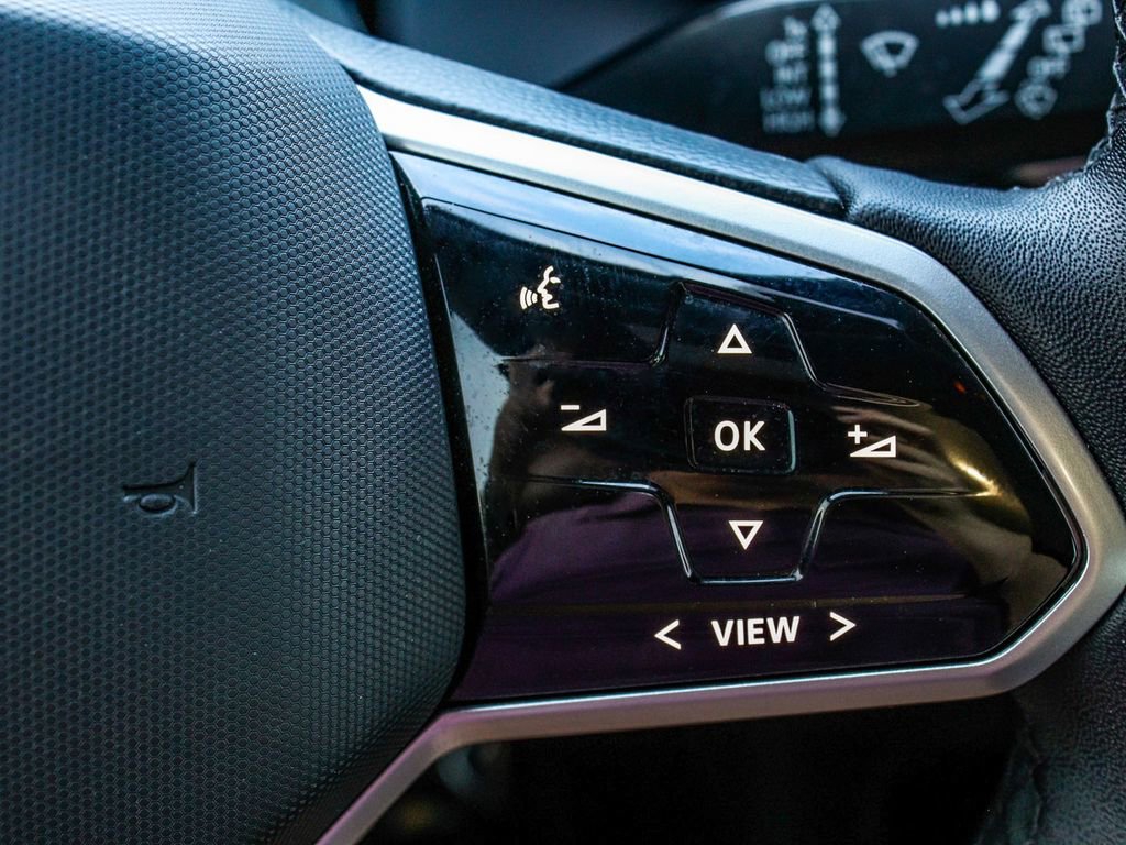 Used 2023 Volkswagen ID.4 Pro S image 28