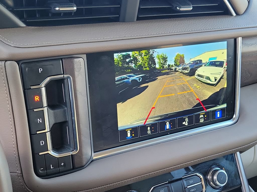 Used 2024 GMC Yukon Denali AWD/4WD image 32