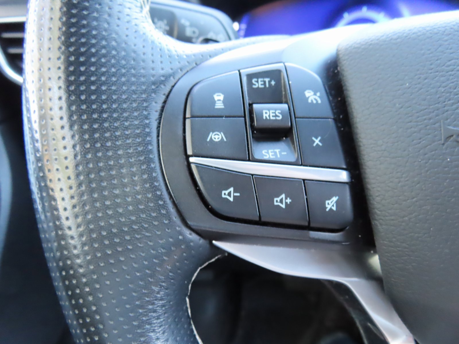 Used 2020 Ford Explorer ST w/ ST High-Performance Pack image 17