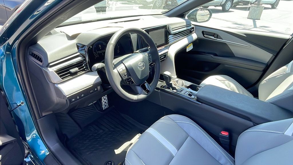 New 2026 Toyota Camry SE FWD image 9