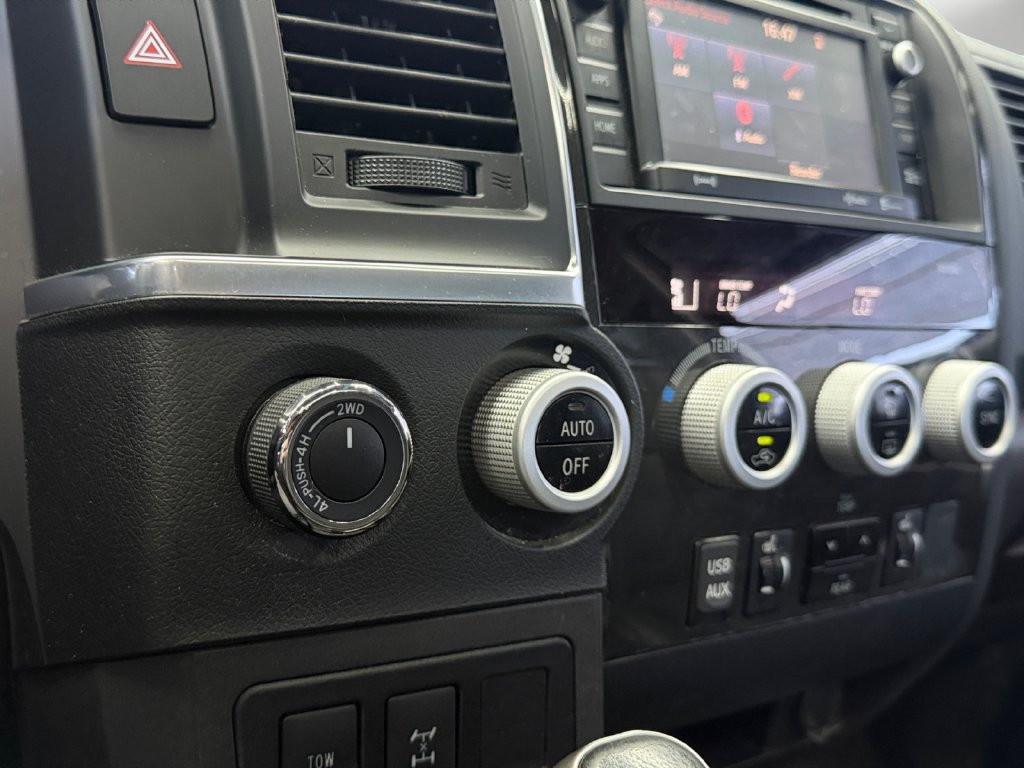Used 2018 Toyota Sequoia TRD Sport AWD/4WD image 20