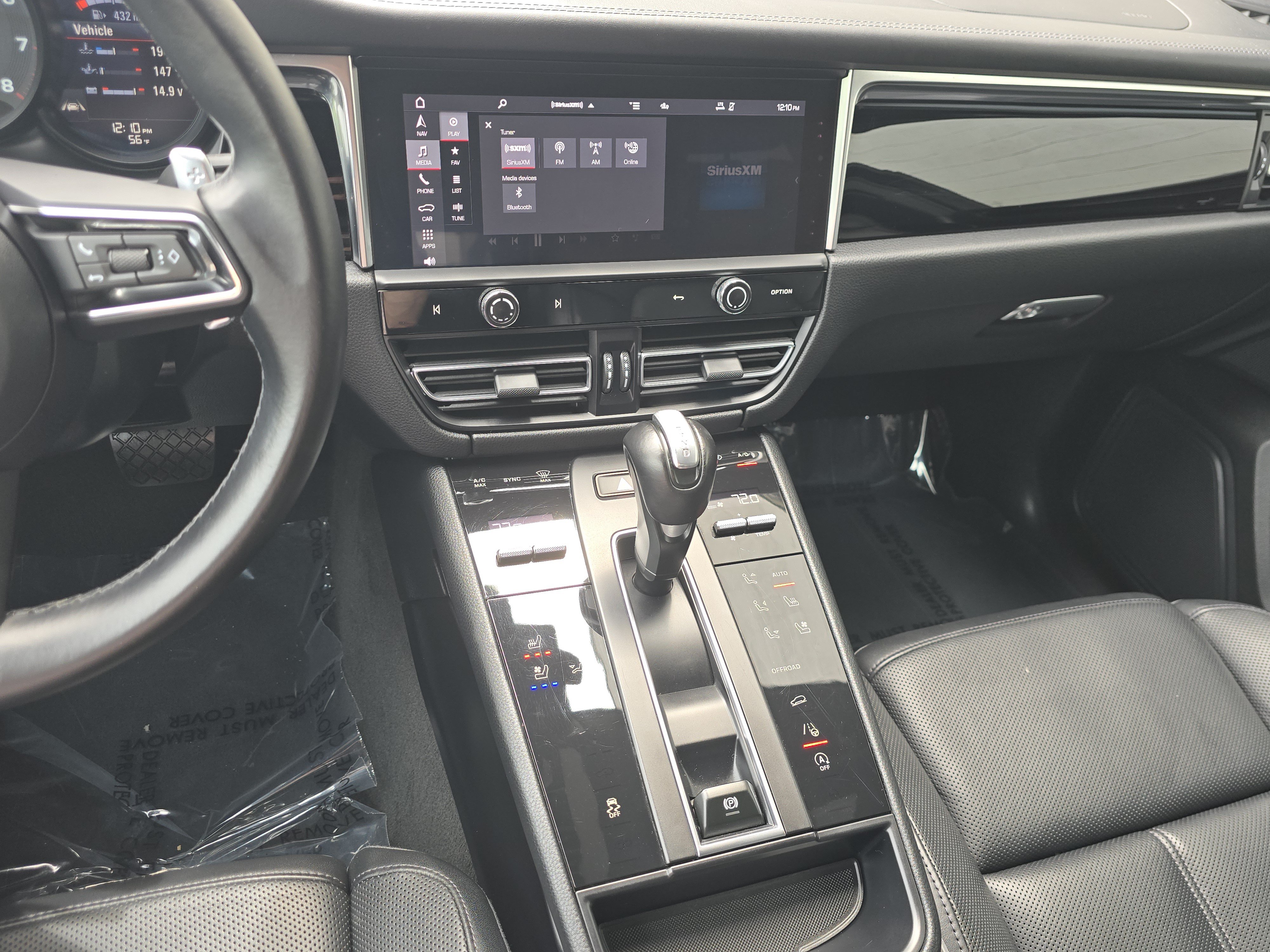 Certified 2023 Porsche Macan AWD/4WD image 25