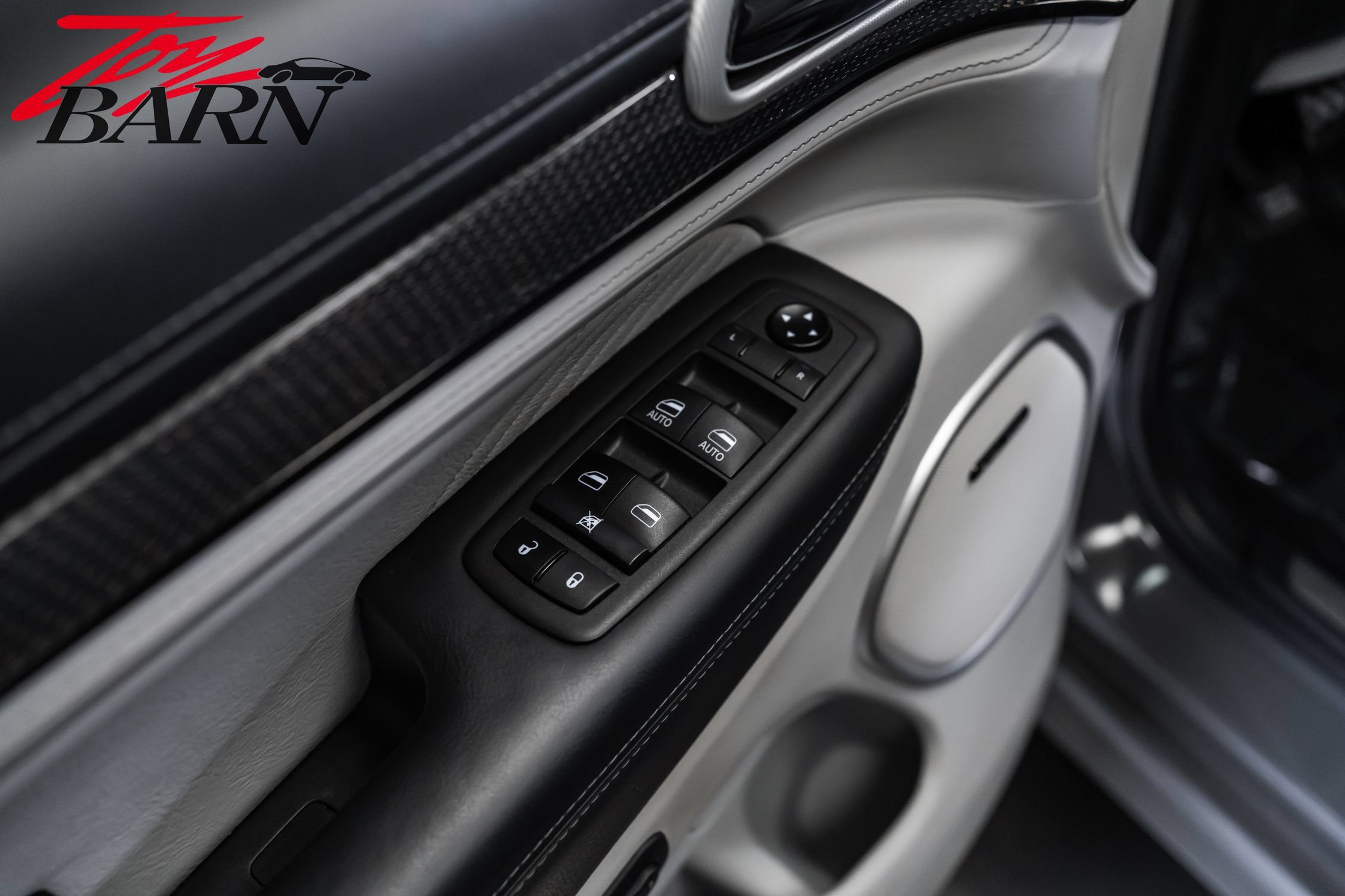 Used 2021 Jeep Grand Cherokee Trackhawk AWD/4WD image 19