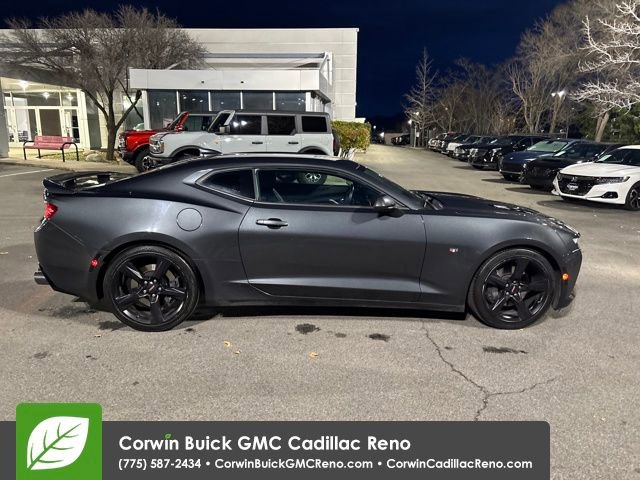 Used 2017 Chevrolet Camaro SS image 7