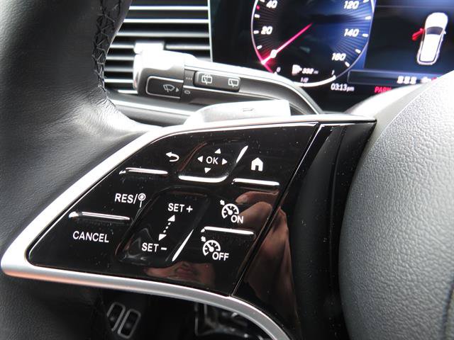 Used 2025 Mercedes-Benz GLE 450e 4MATIC w/ Winter Package image 11