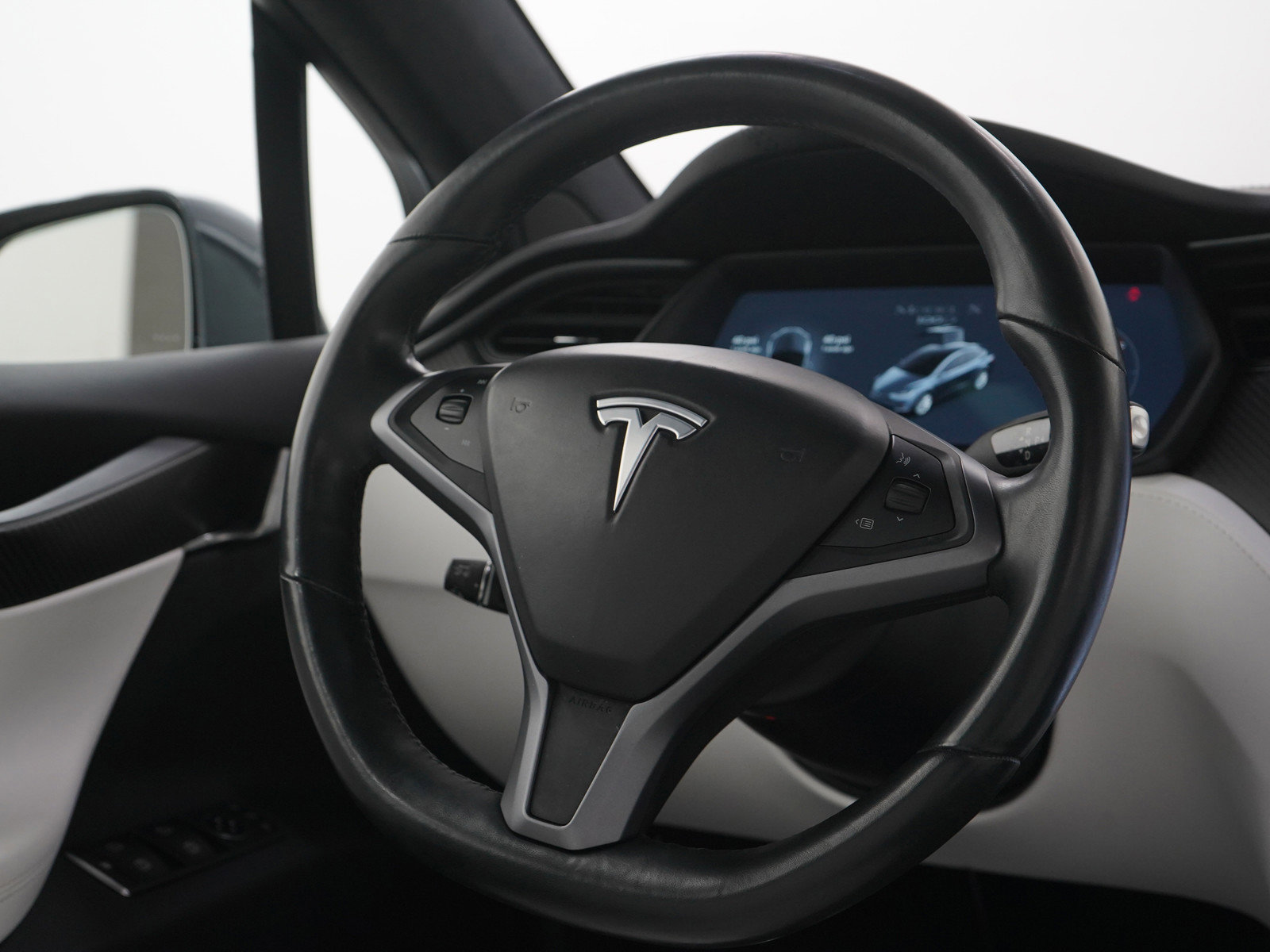Used 2018 Tesla Model X 100D AWD/4WD image 15