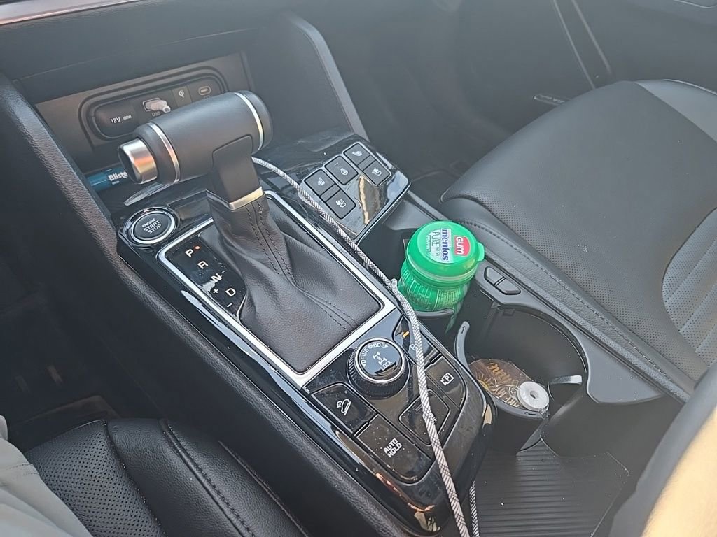 Used 2025 Kia Sportage SX image 14