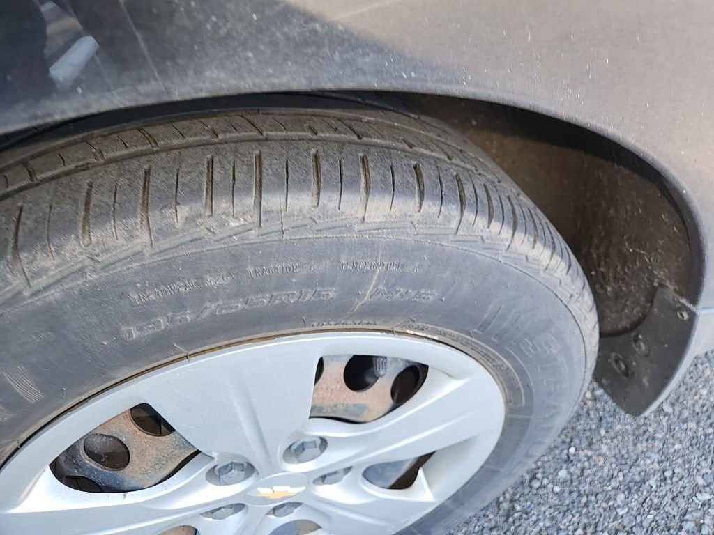 Used 2016 Chevrolet Cruze LS image 3