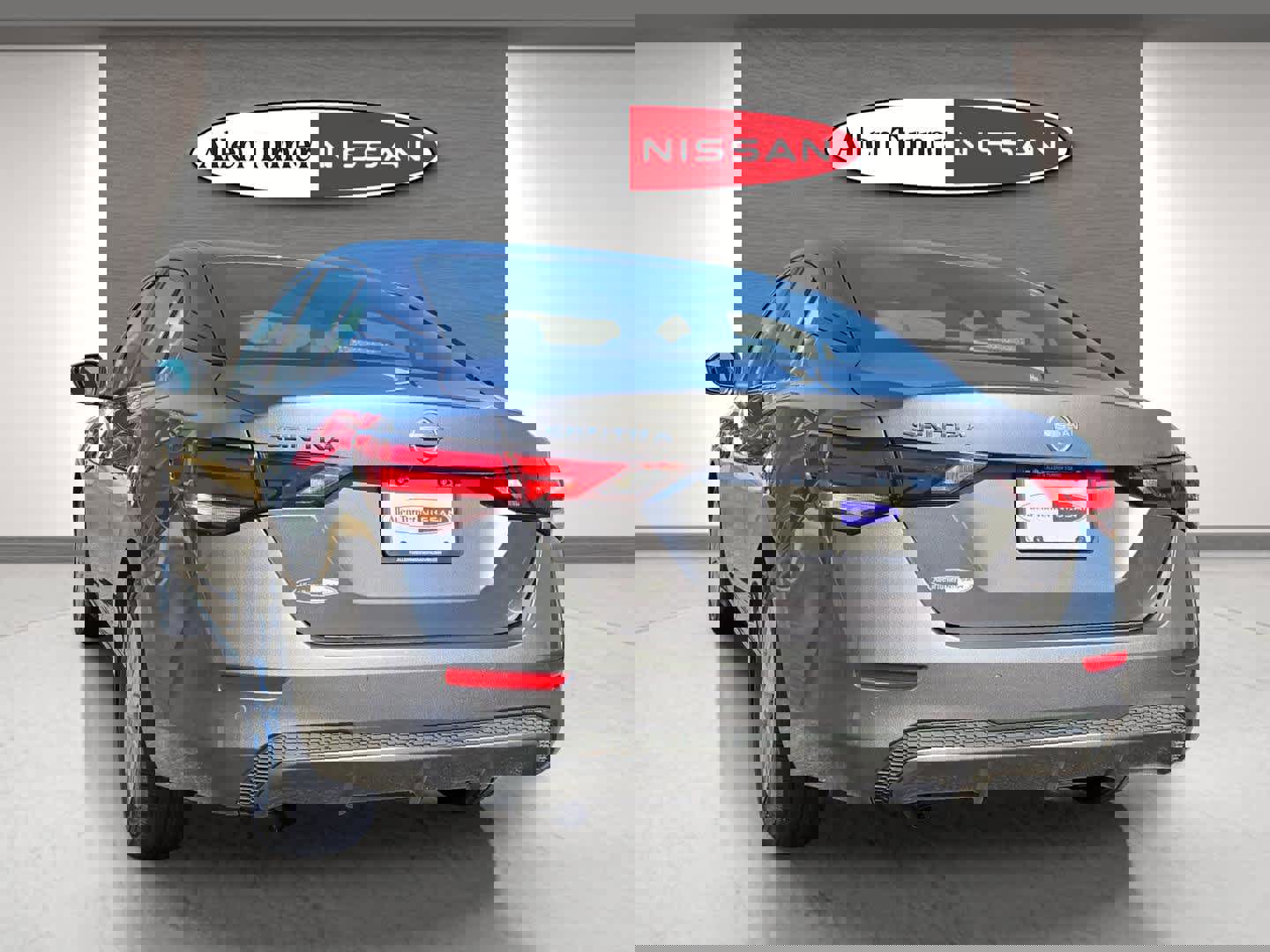 Used 2024 Nissan Sentra S image 9