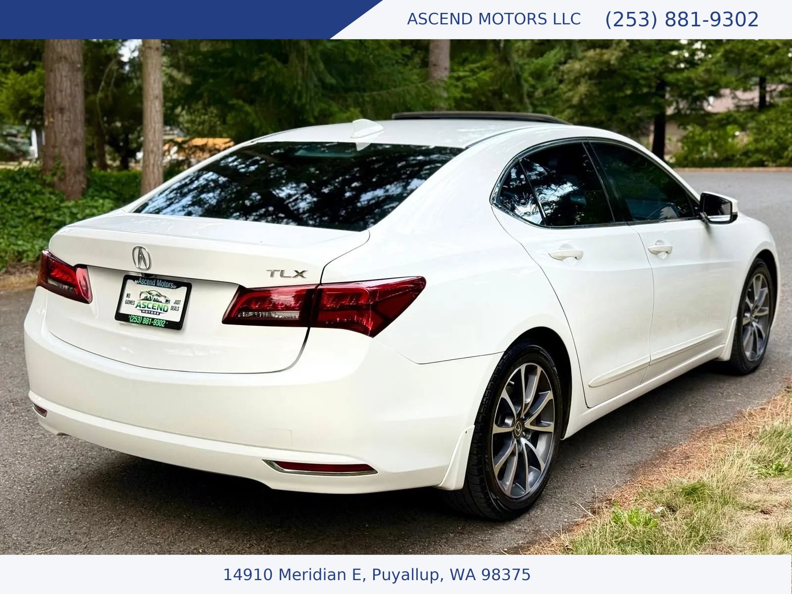 Used 2015 Acura TLX w/ Technology Package FWD image 5