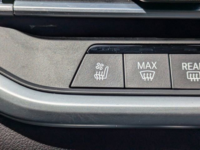 Used 2023 BMW X6 M50i w/ Executive Package image 22