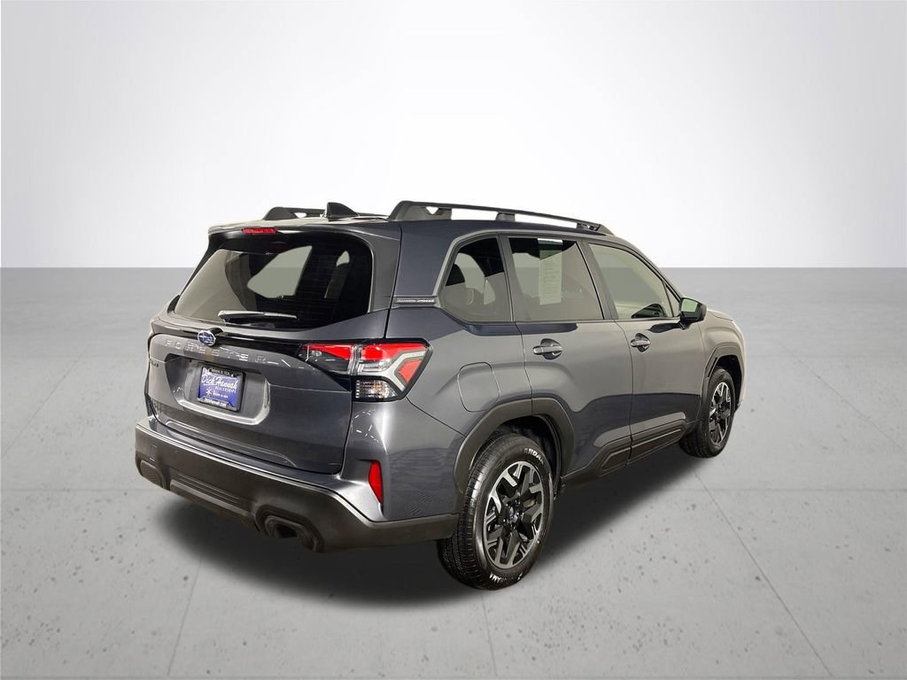 Certified 2025 Subaru Forester Premium image 7