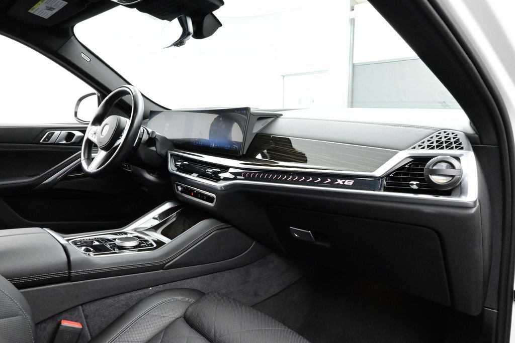Used 2024 BMW X6 xDrive40i AWD/4WD image 14
