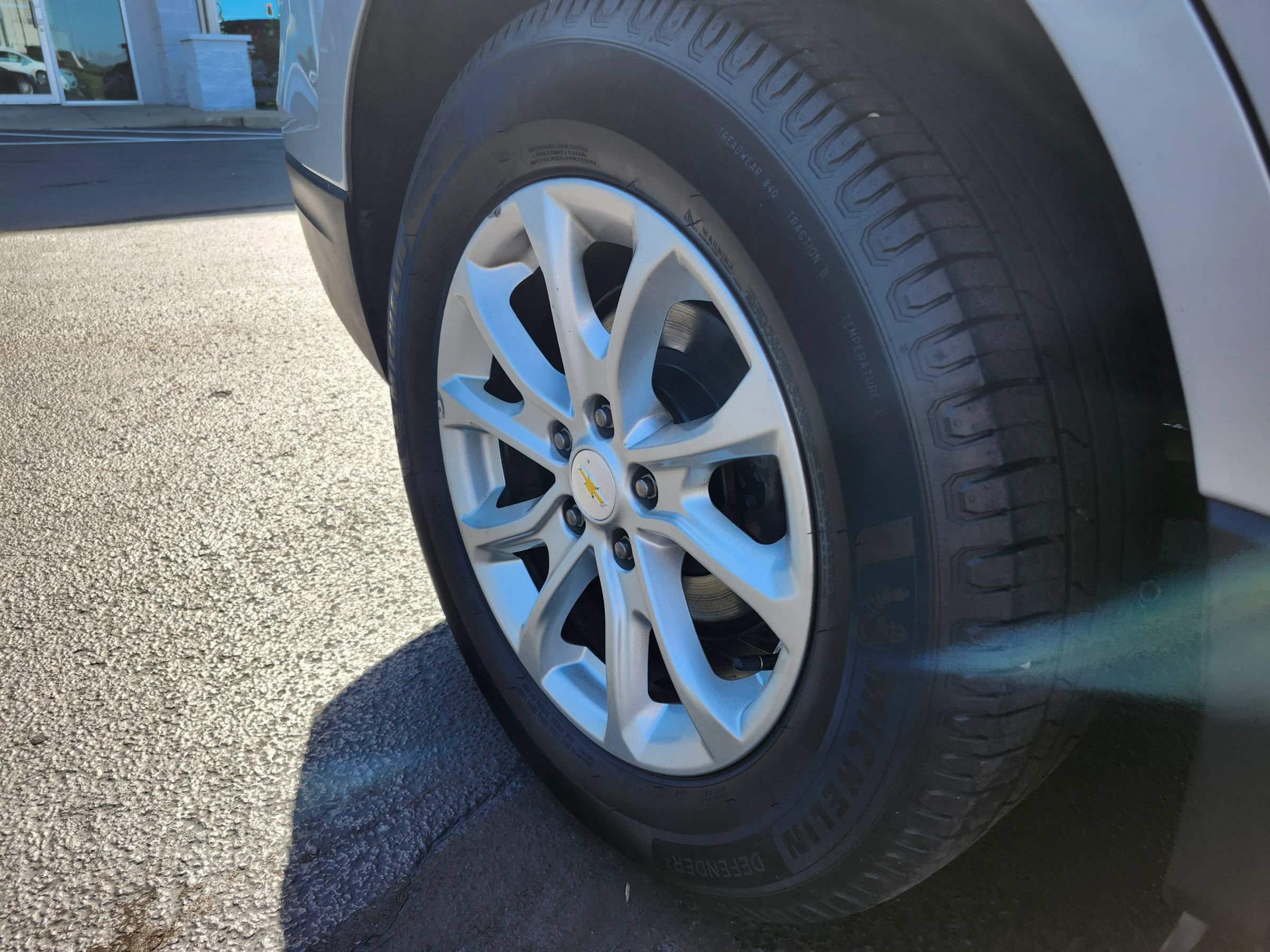 Used 2019 Chevrolet Equinox LT AWD/4WD image 35