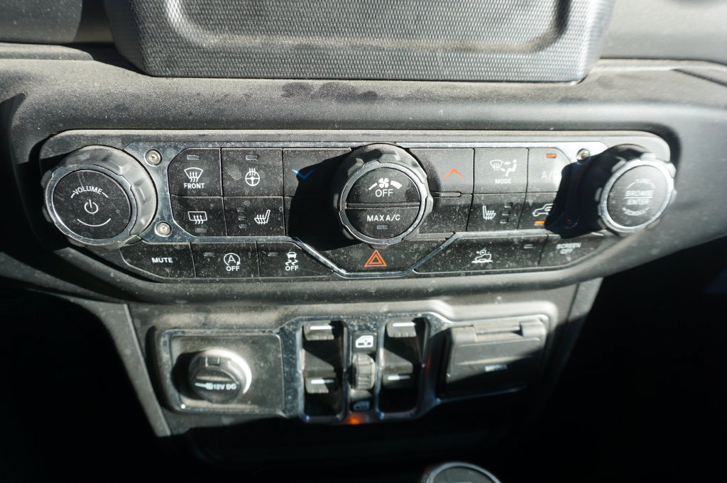 Used 2023 Jeep Gladiator Sport AWD/4WD image 12