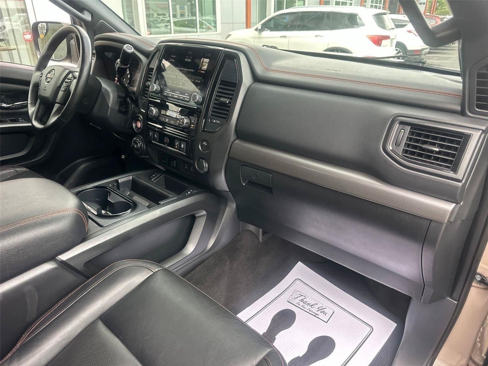 Used 2021 Nissan Titan PRO-4X w/ Pro-4x Convenience Package AWD/4WD image 12