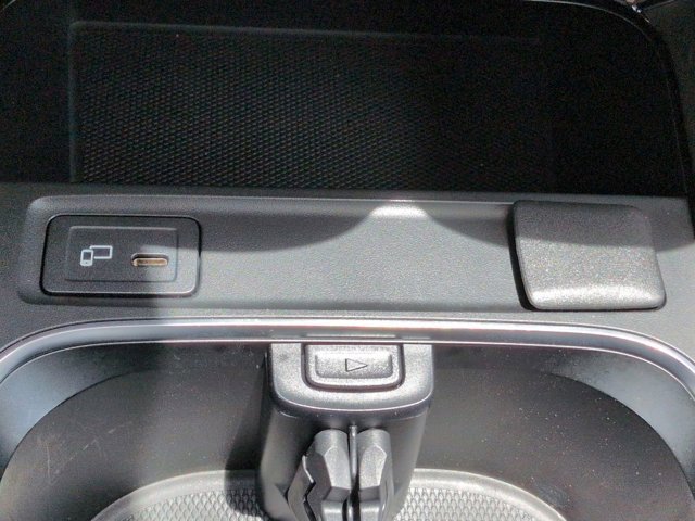 Certified 2022 Mercedes-Benz GLA 250 image 22