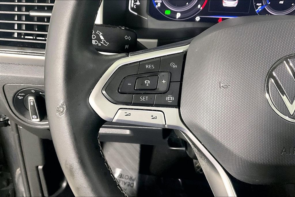 Used 2022 Volkswagen Atlas SE image 17