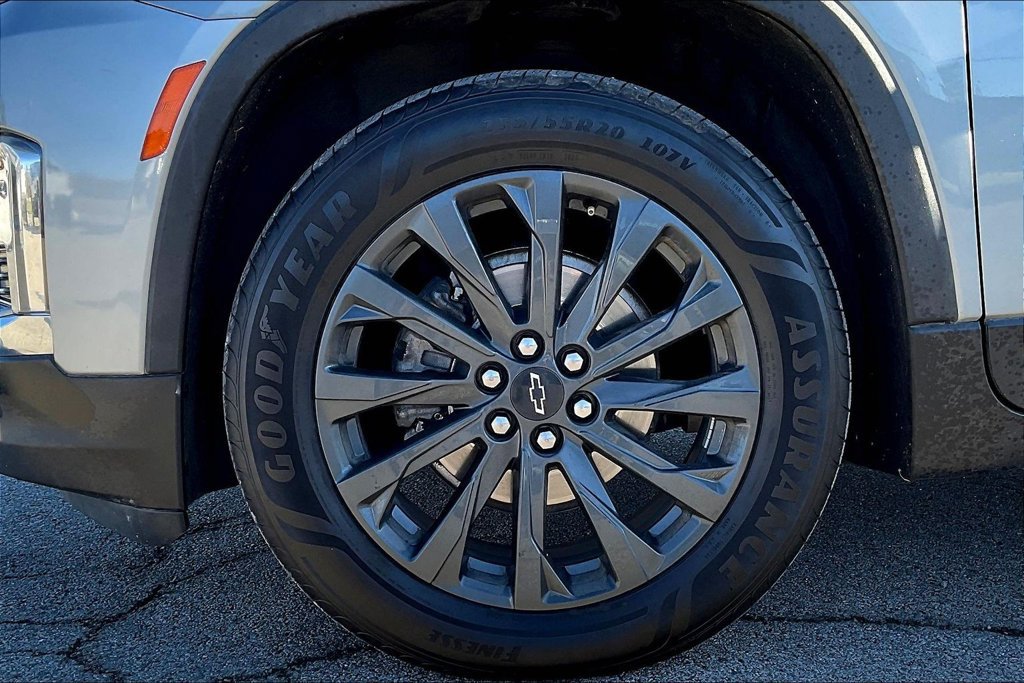 Used 2023 Chevrolet Traverse RS AWD/4WD image 30