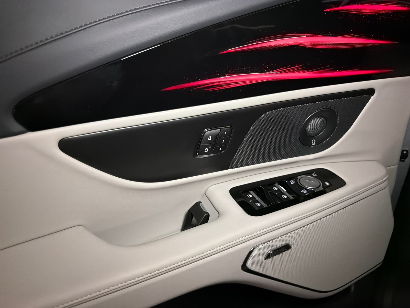 New 2026 Lincoln Nautilus Premier w/ Equipment Group 102A AWD/4WD image 31
