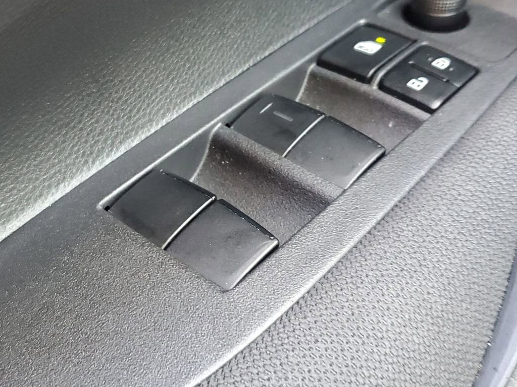 Certified 2024 Toyota Corolla LE image 31