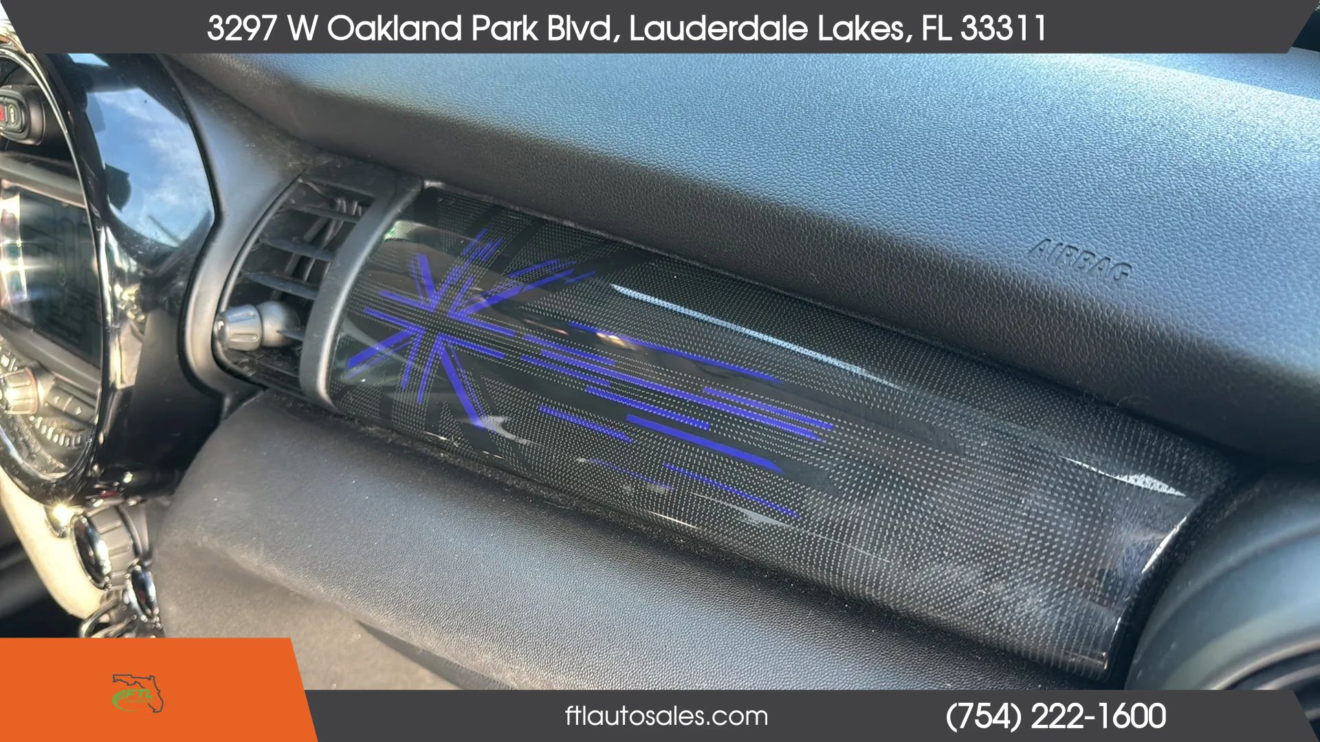 Used 2019 MINI Cooper S image 30