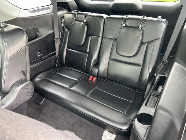 Used 2021 Ford Explorer XLT w/ Equipment Group 202A AWD/4WD image 46