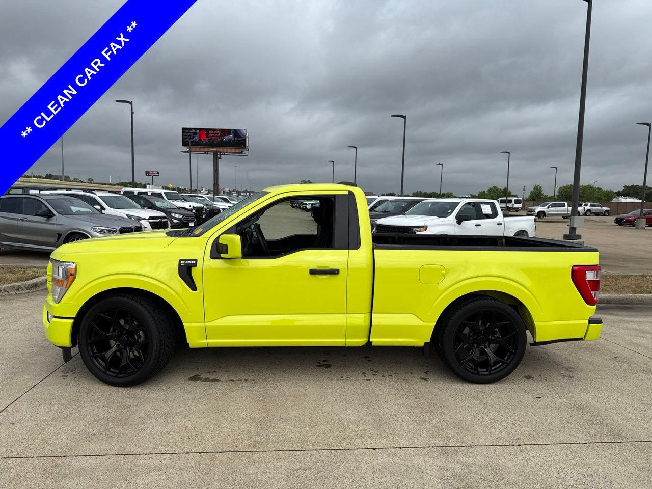 Used 2022 Ford F150 XL w/ Equipment Group 101A High RWD image 3